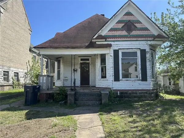 710 W 2nd Street, Webb City, MO 64870