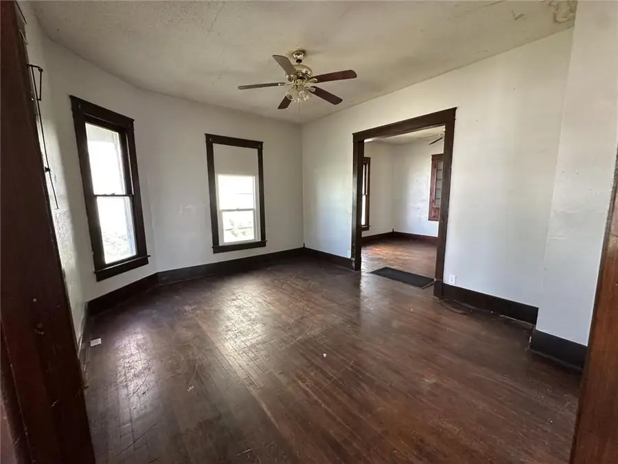 710 W 2nd Street, Webb City, MO 64870 - #3