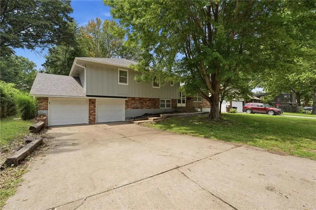 5112 Osage Avenue, Kansas City, MO 64133 - #1