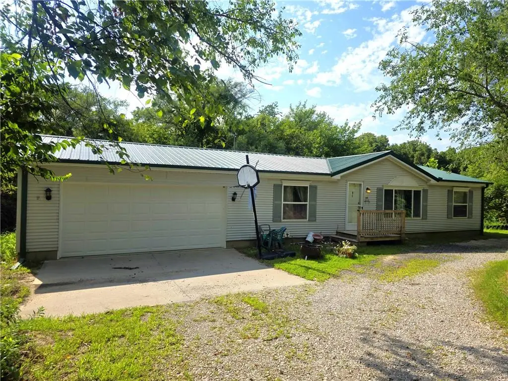 140 Tucker Street, Saint Joseph, MO 64504 - #1