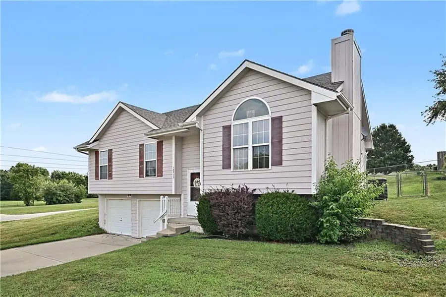 18713 Primrose Street, Smithville, MO 64089 - #3