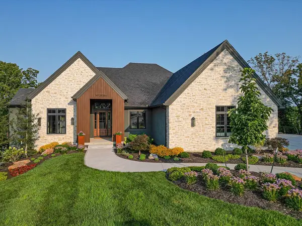 25384 W 107th Terrace, Olathe, KS 66061