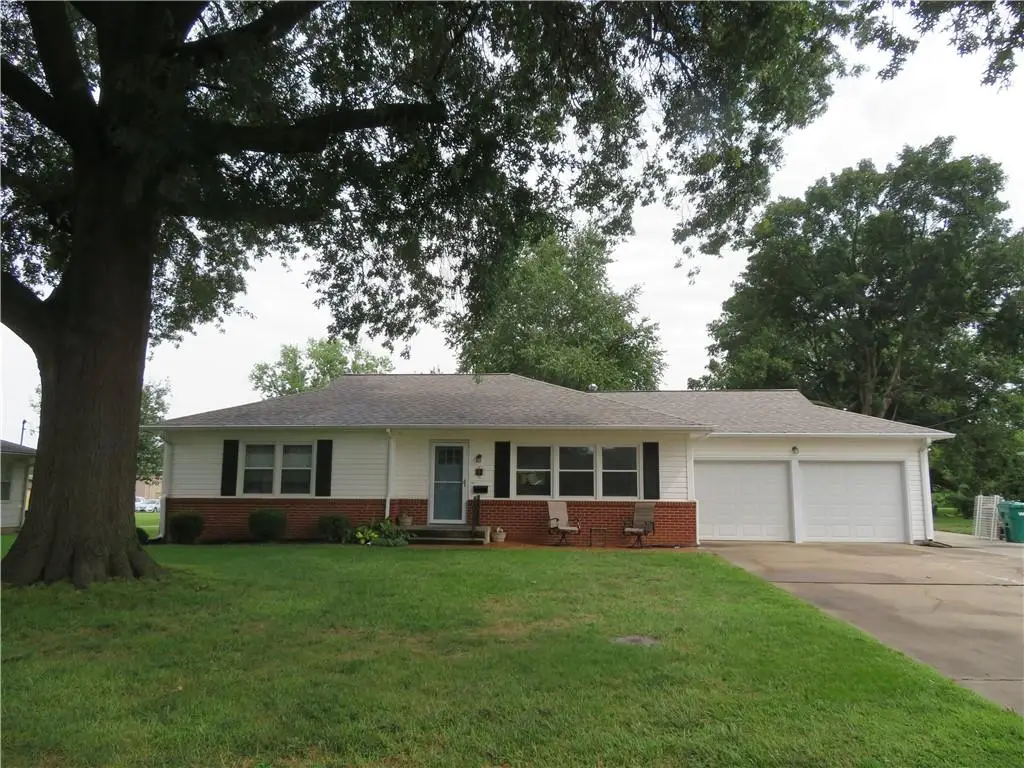 12 Holly Lane, Paola, KS 66071 - #1