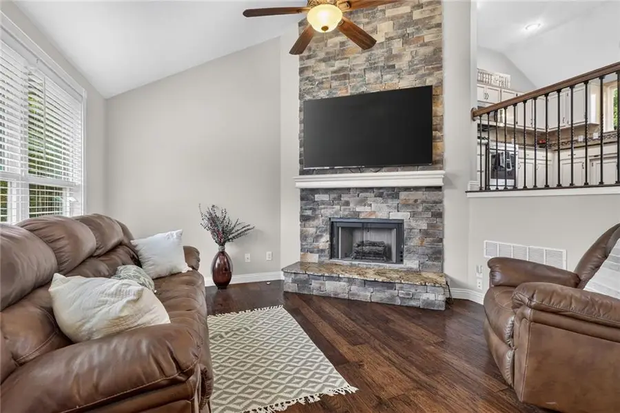10307 NW 85th Court, Kansas City, MO 64153 - #3