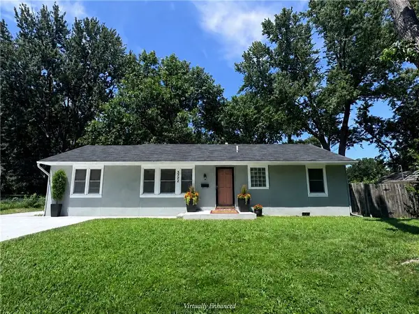 5722 W 70th Terrace, Overland Park, KS 66204