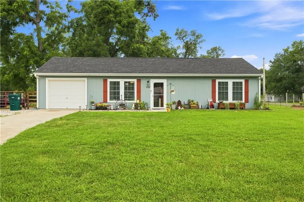 506 Broadway N/a, East Lynne, MO 64743 - #1