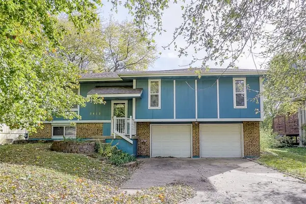 2412 SW 2nd Terrace, Blue Springs, MO 64014