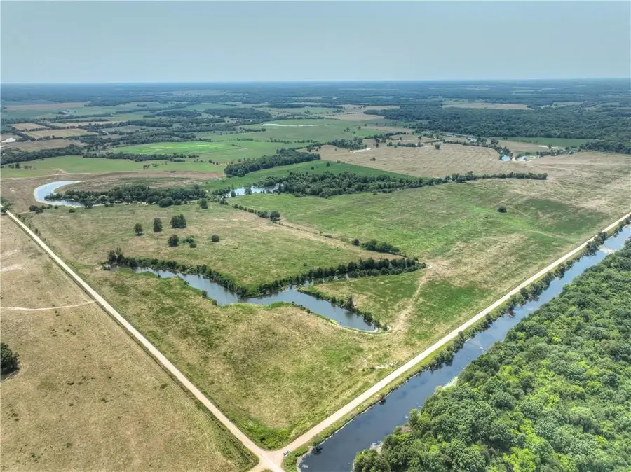 0 NW 60th Road, Liberal, MO 64762 - #2