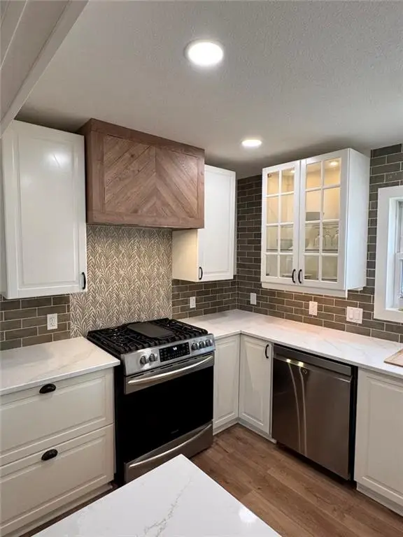 3714 S Crysler Avenue, Independence, MO 64055 - #3