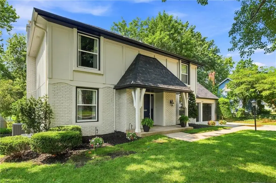 11239 W 99th Place, Overland Park, KS 66214 - #3