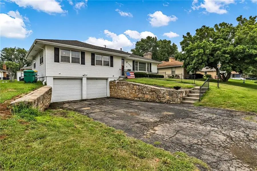 4930 Waverly Avenue, Kansas City, KS 66104 - #3