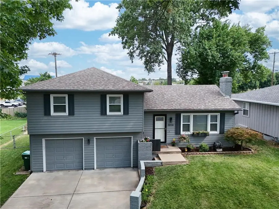 9104 W 69th Street, Merriam, KS 66204 - #2
