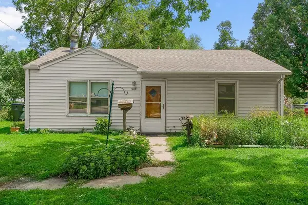 908 S Troost Street, Olathe, KS 66061