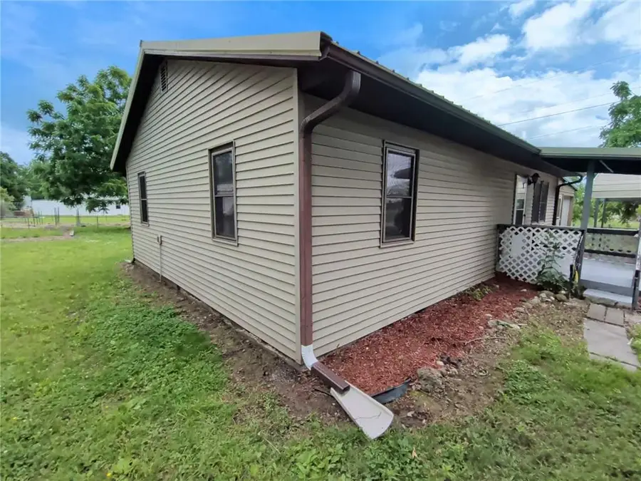 809 S Taylor Street, Lowry City, MO 64763 - #3