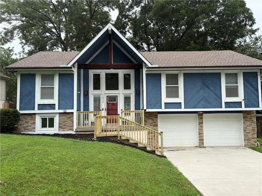 7832 N Garfield Avenue, Kansas City, MO 64118 - #2