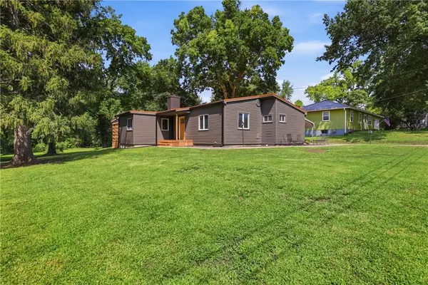 504 S Thornton Street, Richmond, MO 64085