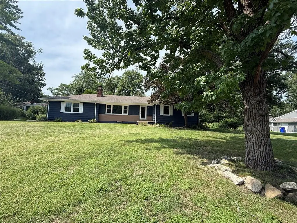 7600 E 130th Court, Grandview, MO 64030 - #1