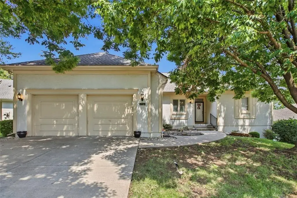 7924 W 118th Terrace, Overland Park, KS 66210 - #1