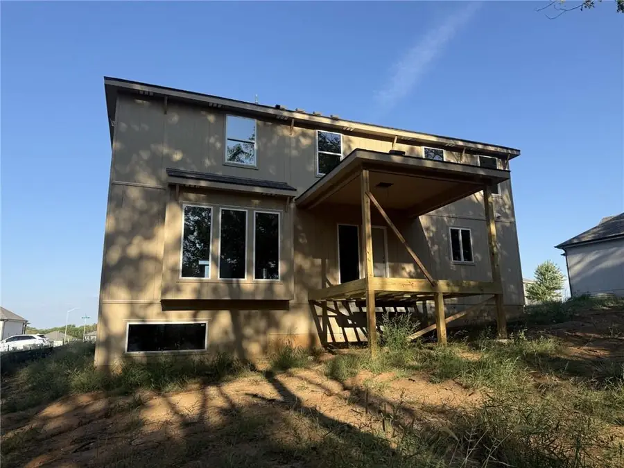 9021 N Colorado Avenue, Kansas City, MO 64156 - #2