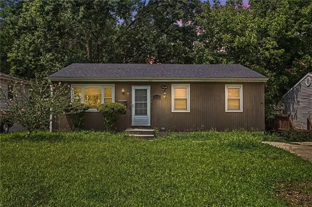 8026 NE 50th Street, Kansas City, MO 64119 - #1