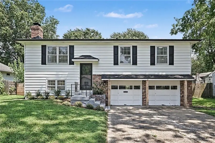 6805 Switzer Lane, Shawnee, KS 66203 - #2
