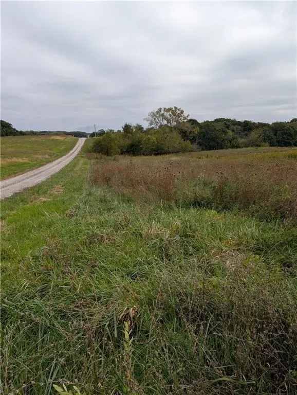E 270th Avenue, Ridgeway, MO 64481 - #2