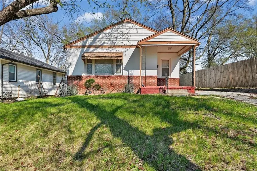 7205 Wabash Avenue, Kansas City, MO 64132 - #3