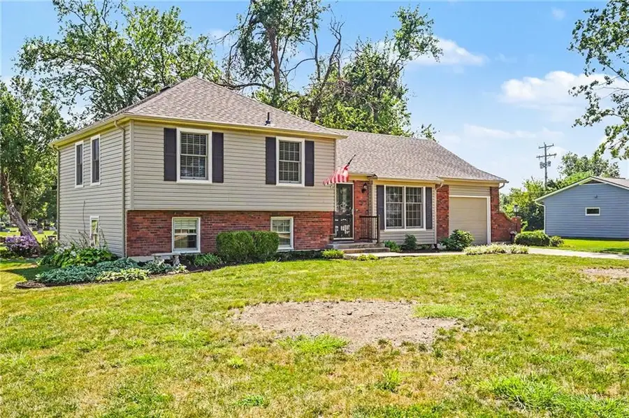 1625 S Orchard Drive, Ottawa, KS 66067 - #3