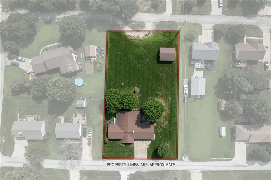 1602 Ridge Drive, Mound City, MO 64470 - #3