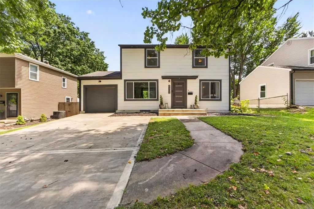 8309 Jarboe Street, Kansas City, MO 64114 - #1