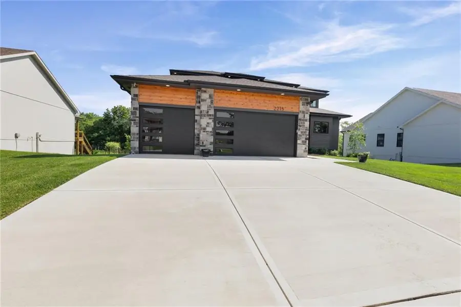 2215 SW Hook Farm Drive, Lees Summit, MO 64082 - #2