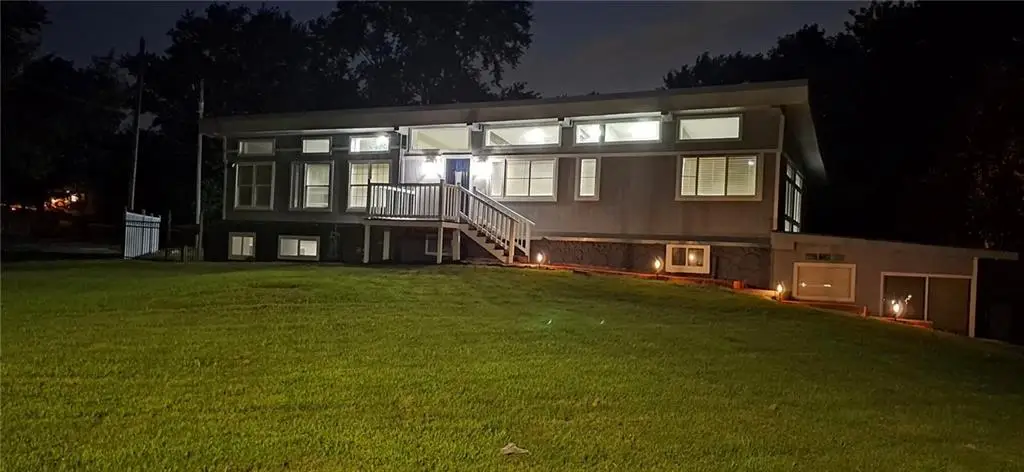 16004 Valentine Avenue, Belton, MO 64012 - #1