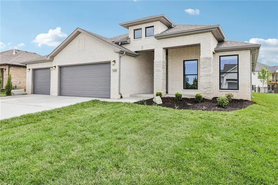 12909 Sewell Avenue, Kansas City, KS 66109 - #2