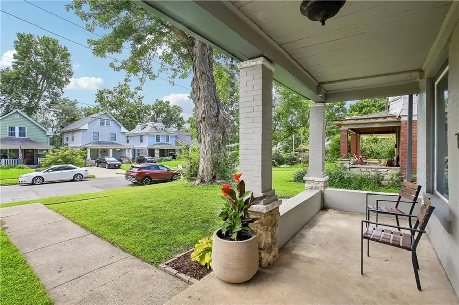 3924 Windsor Avenue, Kansas City, MO 64123 - #3