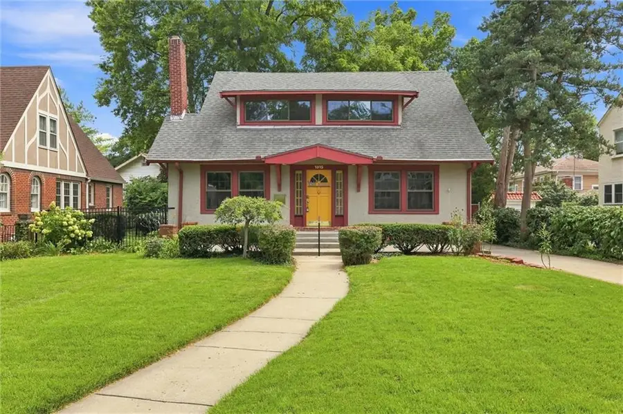 1315 W 50th Terrace, Kansas City, MO 64112 - #2