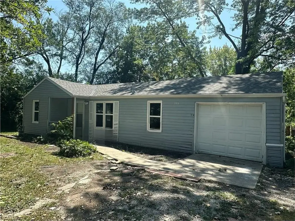 205 SE 16th Street, Lees Summit, MO 64081 - #1