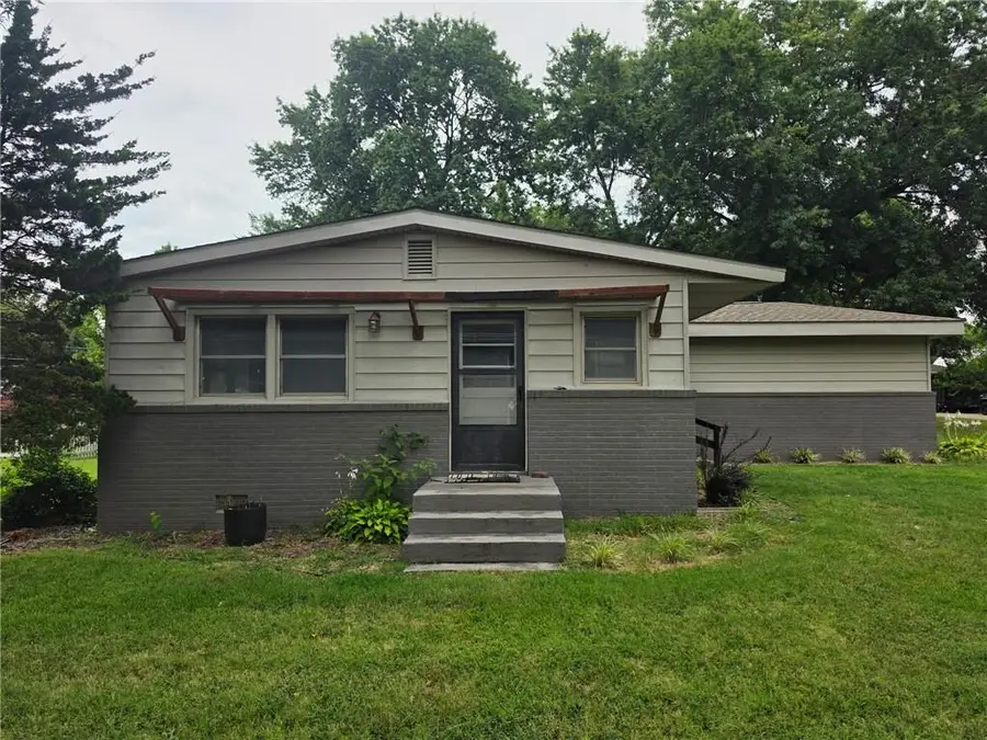504 Utah Street, Pittsburg, KS 66762 - #2