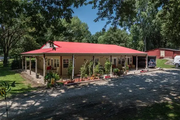 1215 Parker Road, St Joseph, MO 64504