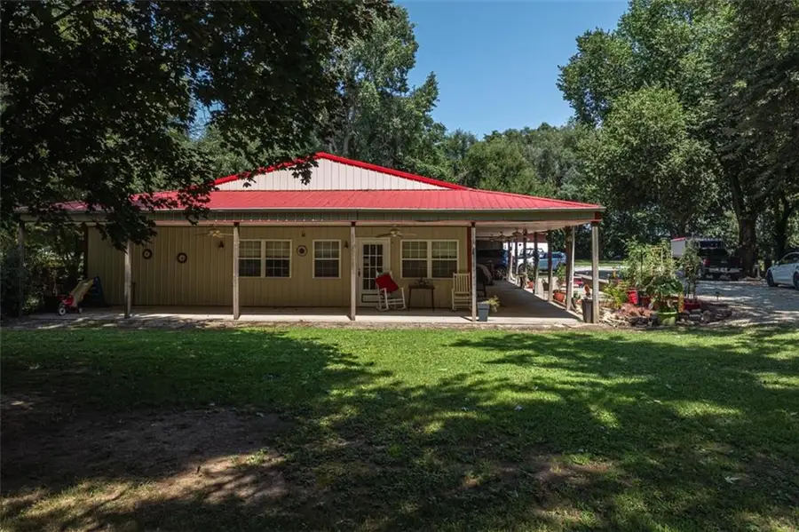 1215 Parker Road, Saint Joseph, MO 64504 - #2