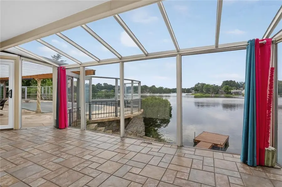 1109 NW South Shore Drive, Lake Waukomis, MO 64151 - #3
