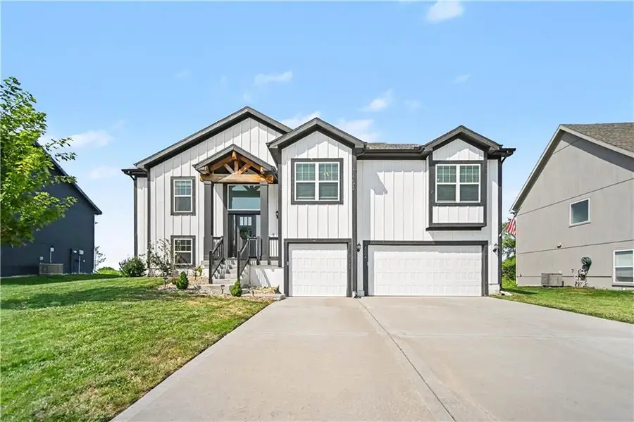 6004 NE 120th Street, Kansas City, MO 64156 - #2