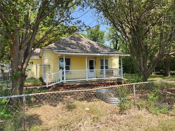 870 Highway K 171 Highway, Pittsburg, KS 66762