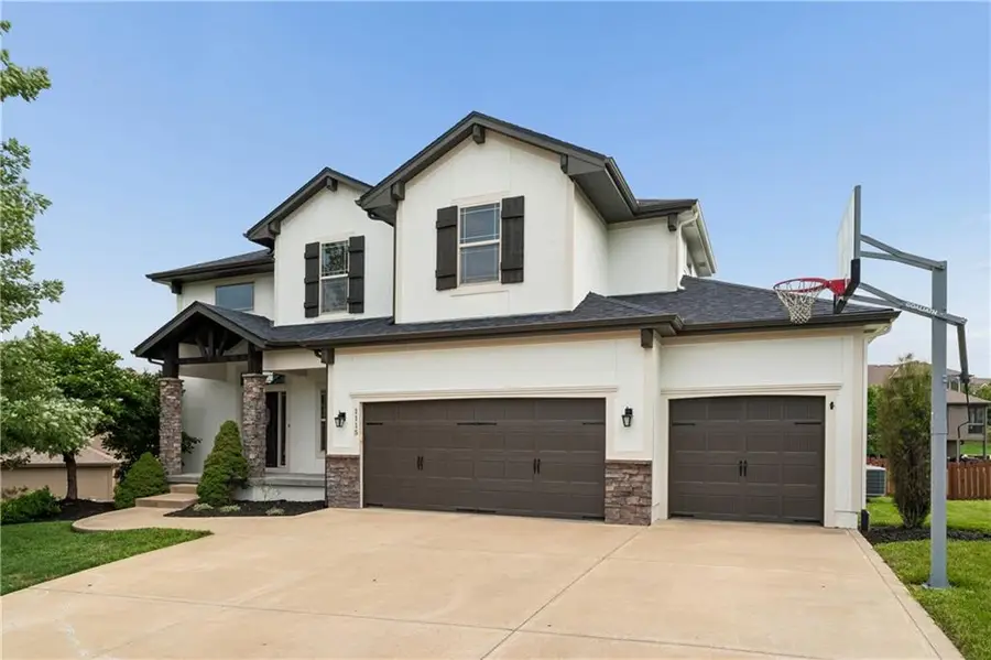 1115 Metfield Lane, Raymore, MO 64083 - #2