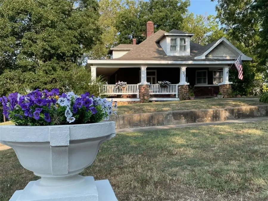 731 S 5th Street, Independence, KS 67301 - #3