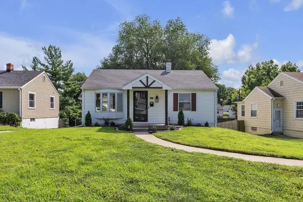 2611 Parallel Avenue, St Joseph, MO 64506