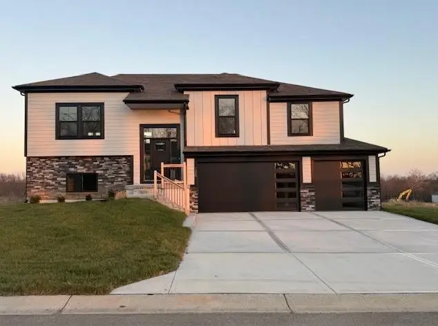 1341 N Holland Drive, Independence, MO 64056 - #1
