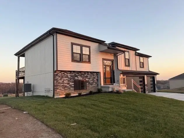 1341 N Holland Drive, Independence, MO 64056 - #3