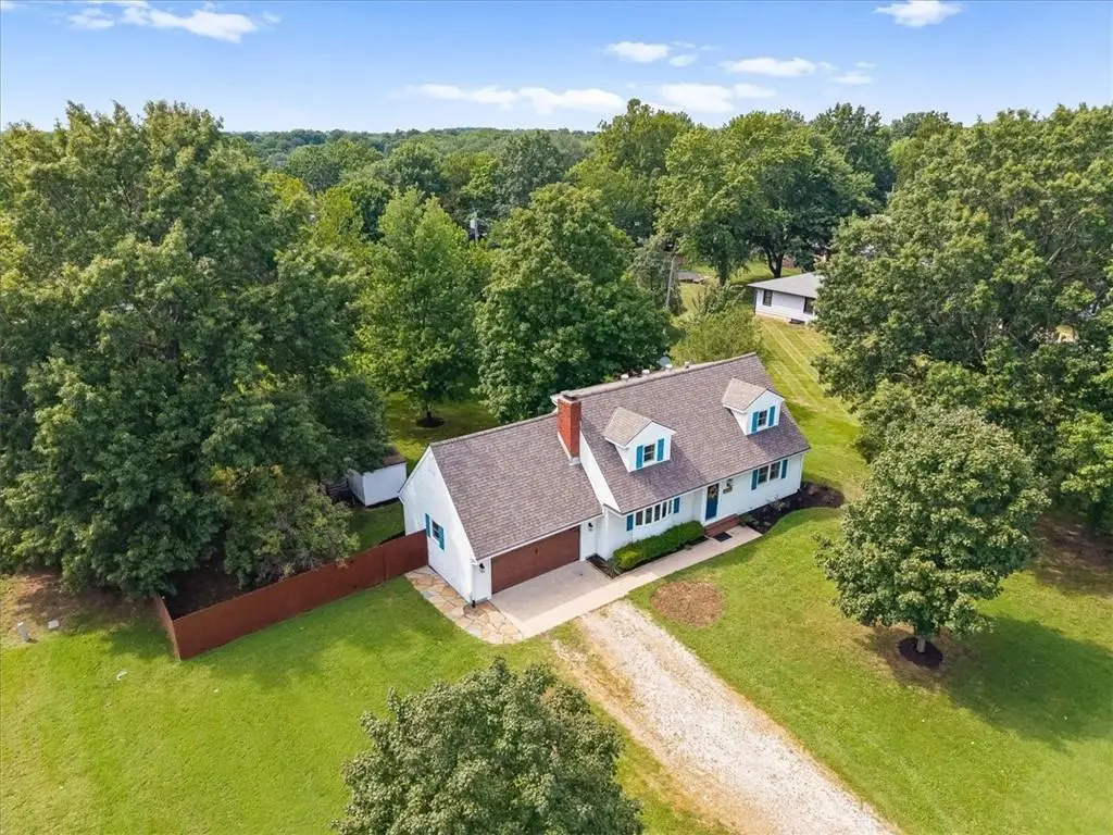 1421 Monterey Way, Lawrence, KS 66049 - #1
