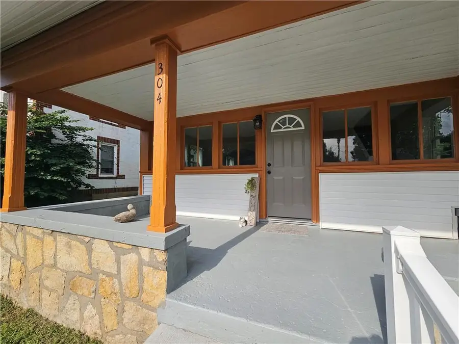 304 N College Street, Richmond, MO 64085 - #2