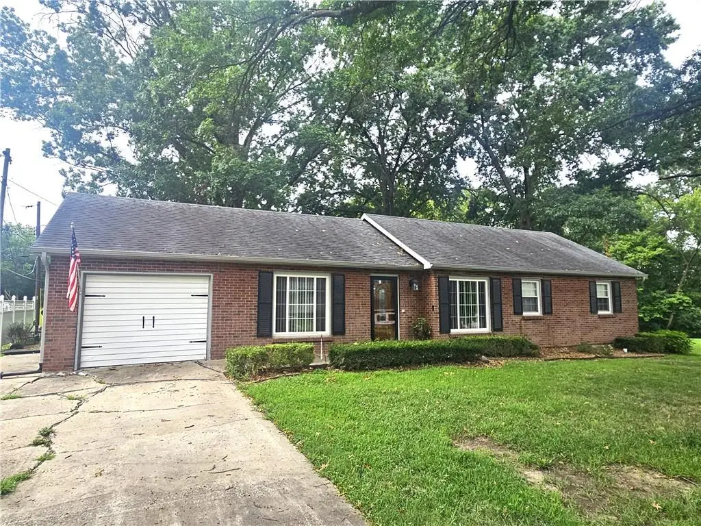 203 Ridgeway Drive, Richmond, MO 64085 - #1